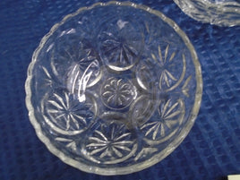Vintage Lindy Glass Bowl | Ozzy's Antiques, Collectibles & More