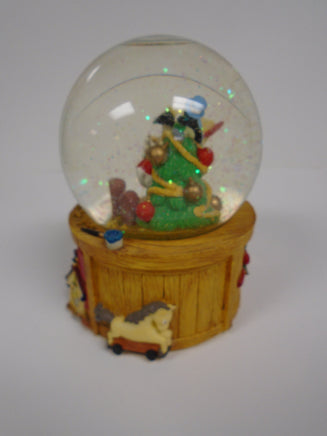 Vintage Walt Disney Enesco Pinocchio Musical Waterball-Plays Deck The Halls | Ozzy's Antiques, Collectibles & More