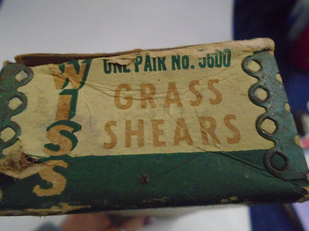 Vintage 1939 Wiss Grass Clippers No.5600 | Ozzy's Antiques, Collectibles & More