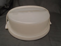 Vintage Tupperware Cake/Pie Taker W/ Handle | Ozzy's Antiques, Collectibles & More