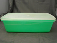 Vintage 80's Tupperware Oblong Celery/Veggie/Crisper Keeper W/Lid & Grate | Ozzy's Antiques, Collectibles & More