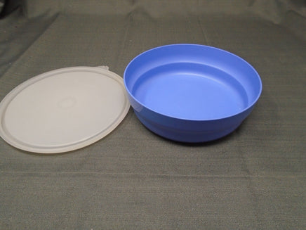 Vintage Tupperware Cereal/Ice Cream Bowl W/Lid | Ozzy's Antiques, Collectibles & More
