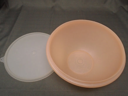 Vintage Tupperware Wonderlier Peach Bowl | Ozzy's Antiques, Collectibles & More