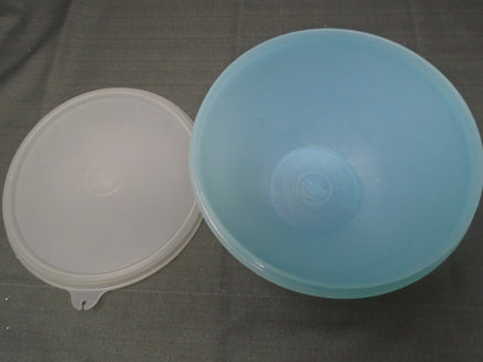 Vintage  Tupperware Wonderlier Bowl-Pastel Blue | Ozzy's Antiques, Collectibles & More