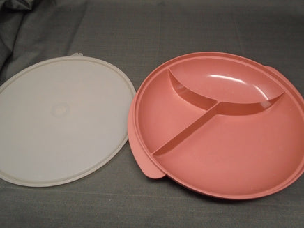 Vintage Rare Tupperware Microwaveable Divided Dish W/Lid-Rose Pink | Ozzy's Antiques, Collectibles & More