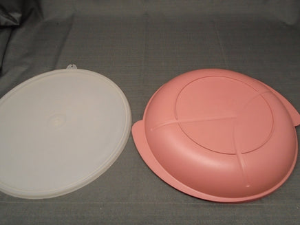 Vintage Rare Tupperware Microwaveable Divided Dish W/Lid-Rose Pink | Ozzy's Antiques, Collectibles & More