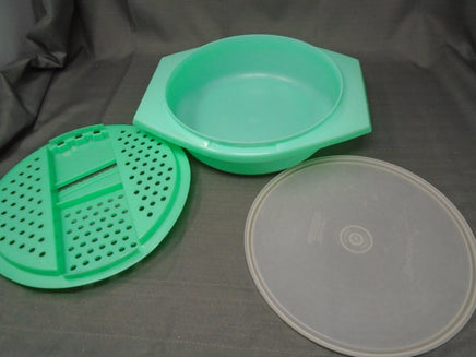 Vintage Tupperware Grater Plus Bowl-Jadeite Green -3 Pc | Ozzy's Antiques, Collectibles & More