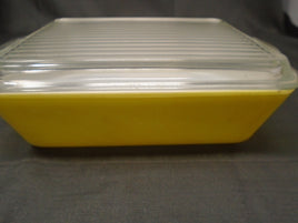 Vintage 60's Yellow Pyrex Casserole Dish W/Ribbed Lid #503B | Ozzy's Antiques, Collectibles & More