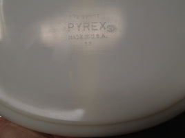 Vintage 50's Pyrex Compass Divided Casserole Dish #12 | Ozzy's Antiques, Collectibles & More