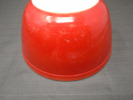 Vintage 60's Pyrex 1 1/2 Qt. Nesting Bowl - Primary Red #402 | Ozzy's Antiques, Collectibles & More