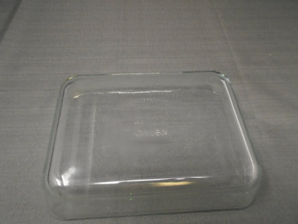 Vintage Pyrex 3 Cup Baking Dish -#7210 | Ozzy's Antiques, Collectibles & More