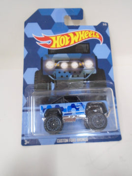 Hot Wheels - Custom Ford Bronco: Camouflage Trucks #5/8 | Ozzy's Antiques, Collectibles & More