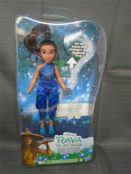 Disney Raya and The Last Dragon Young Raya and Kumandra Flower, Lights and Sounds Doll | Ozzy's Antiques, Collectibles & More