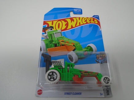 Hot Wheels  Street Cleaver 4/10  30/50 | Ozzy's Antiques, Collectibles & More